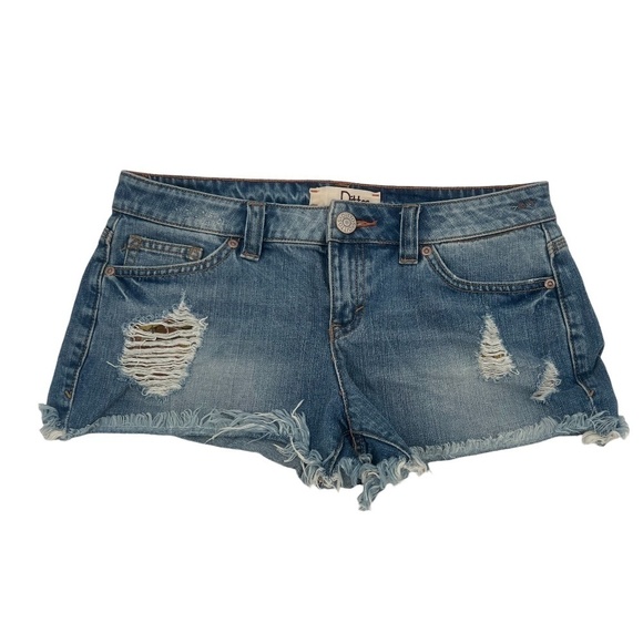 Dittos Mid-Rise Destructed Cut-Off Jean Shorts Size 28 Women’s - Picture 1 of 7